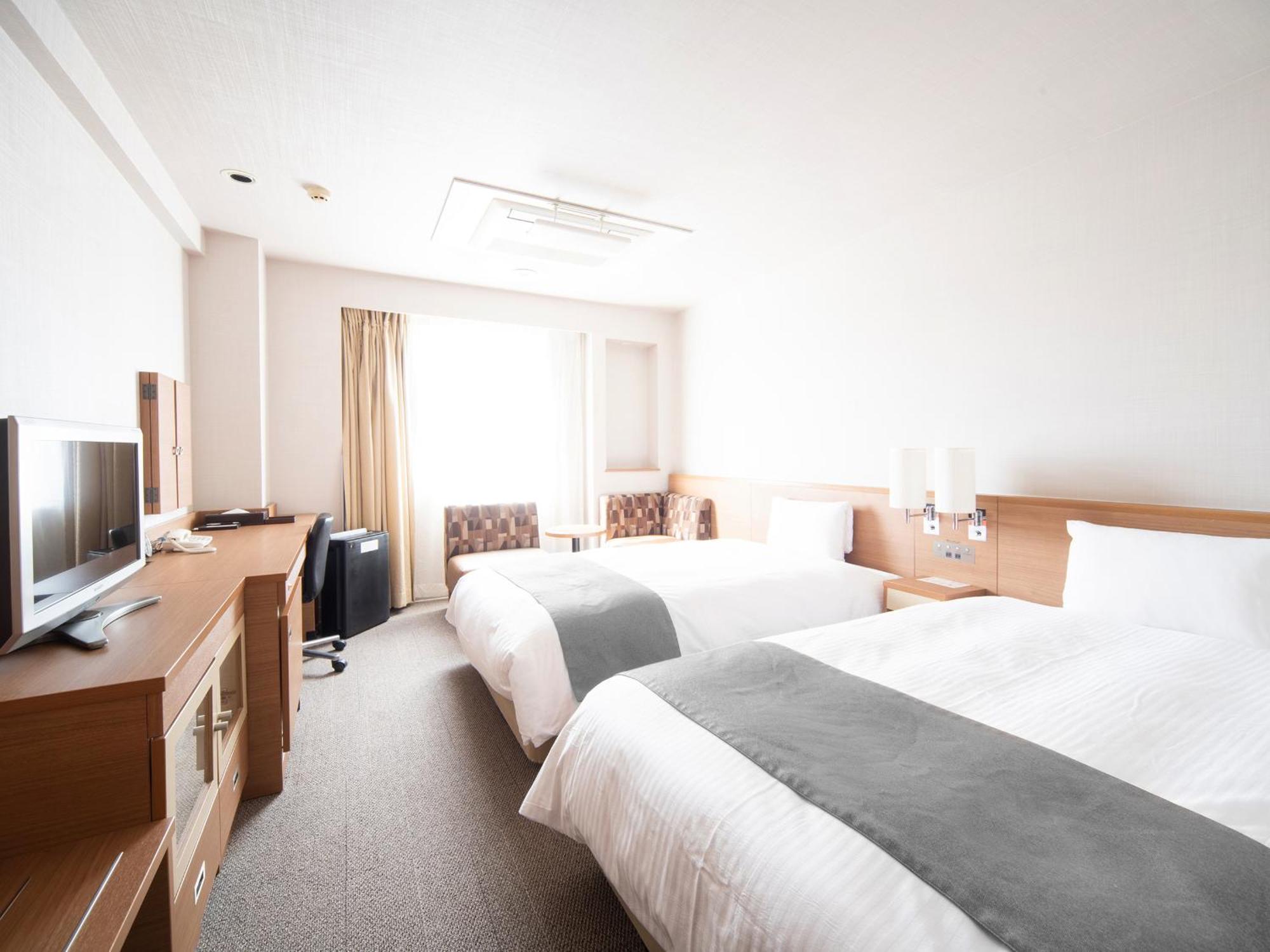 Vessel Inn Fukuyama Station Εξωτερικό φωτογραφία